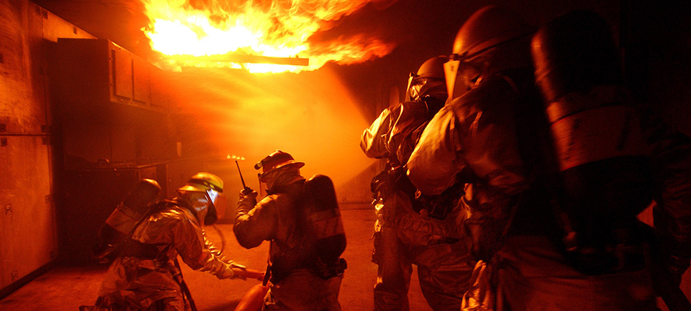 <strong>ACİL DURUM EYLEM PLANI</strong><br />İşyerindeki çalışma ortamı, kullanılan maddeler, iş ekipmanı ve çevre şartlarını dikkate alıp Acil Durum Eylem Planı oluşturulmalı.